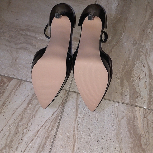 Shoe Dazzle Black stilettos with ankle strap, SIZE 9 Like New! - Picture 2 of 4